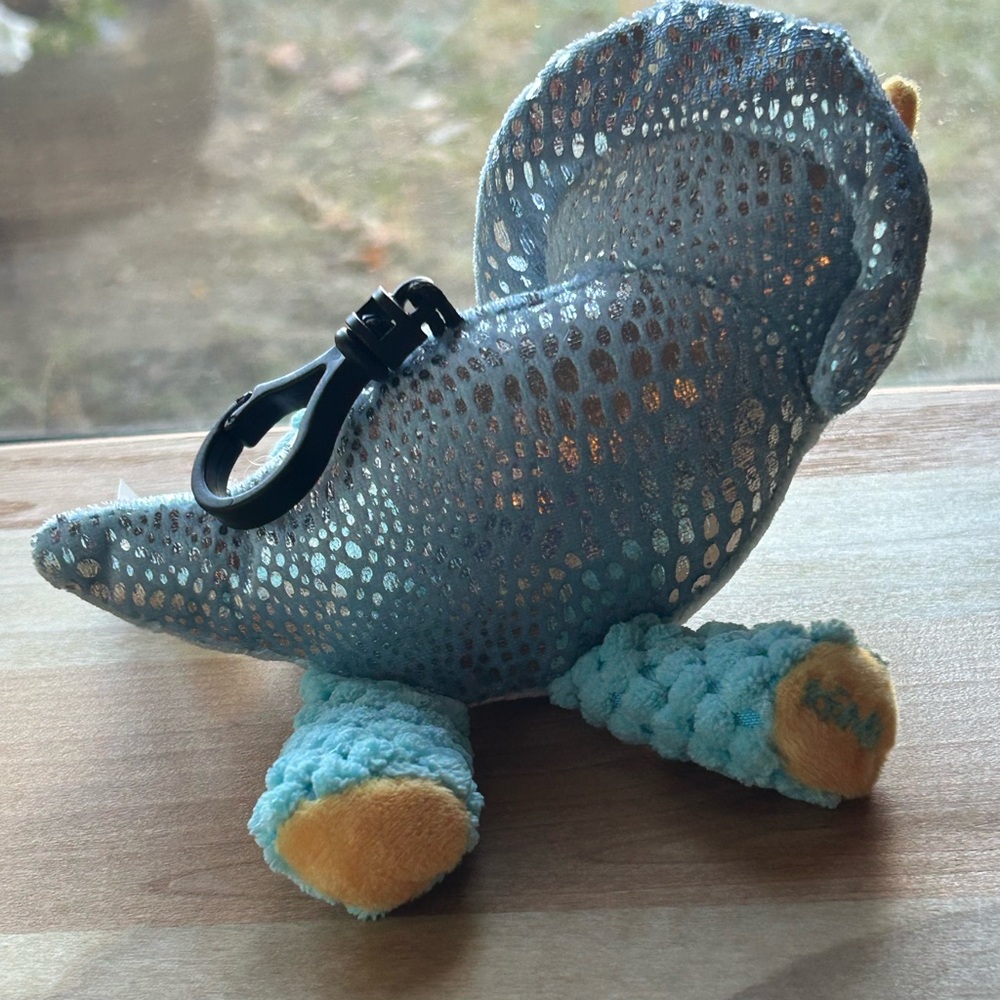 4/$20🌷 🦕Scentsy Buddy Clip🦖Terra the Triceratops ~ Scented Tropic Tango 🍊🥭🥥🌴 - Picture 5 of 8